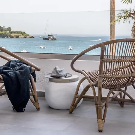 Apartment Laia Seafront Luxury Agia Pelagia (Crete)